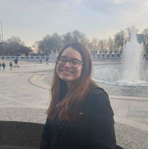 Meet your Posher, Maria